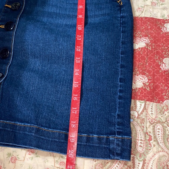 Talbots Anchor Button Skirt - Picture 7 of 7